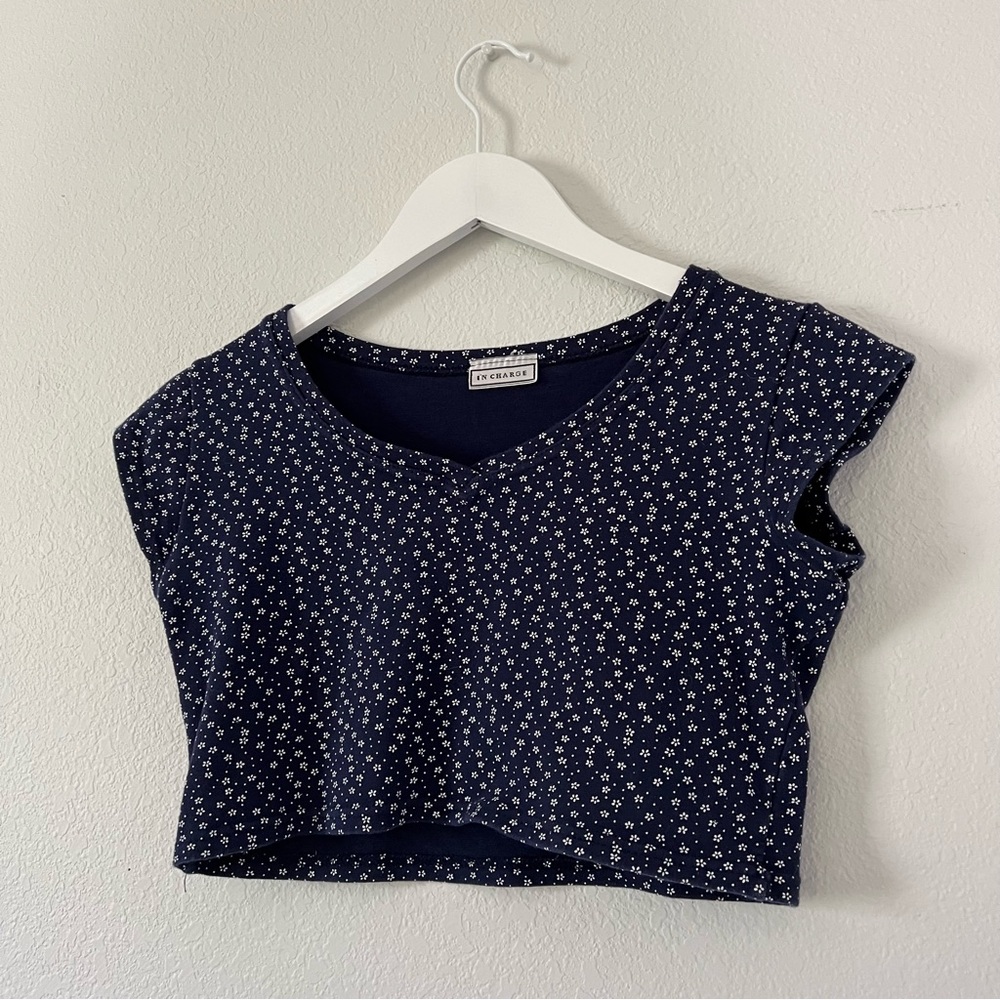 Vintage Y2K blue floral crop top